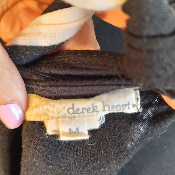 Derek Heart Black and White Tank Top Medium - Picture 3 of 3